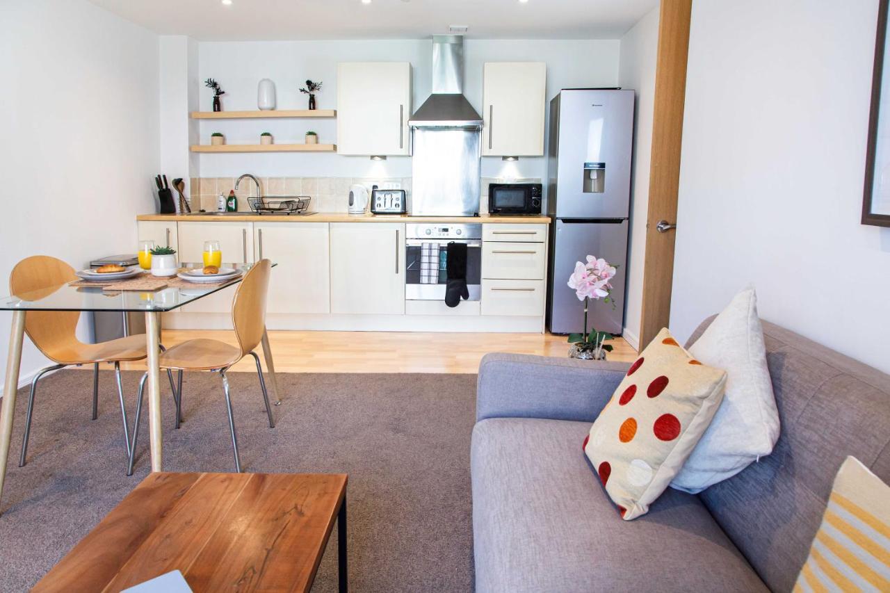 Executive 2 Bed With Free Parking By Amazing Spaces Relocations Ltd Apartment Warrington